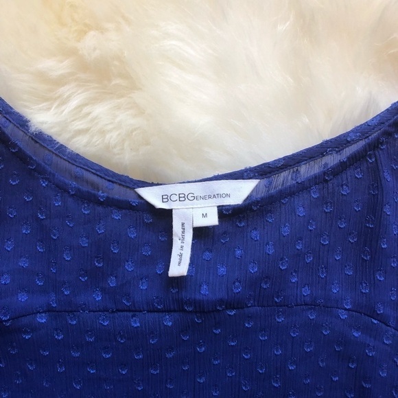 BCBGeneration Blue Split Back Open Sleeve Blouse M - Picture 3 of 6